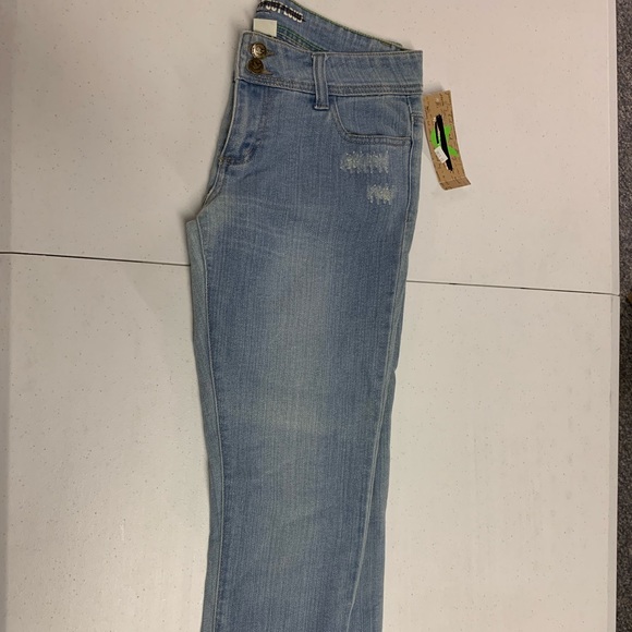 Jeans - Picture 2 of 2